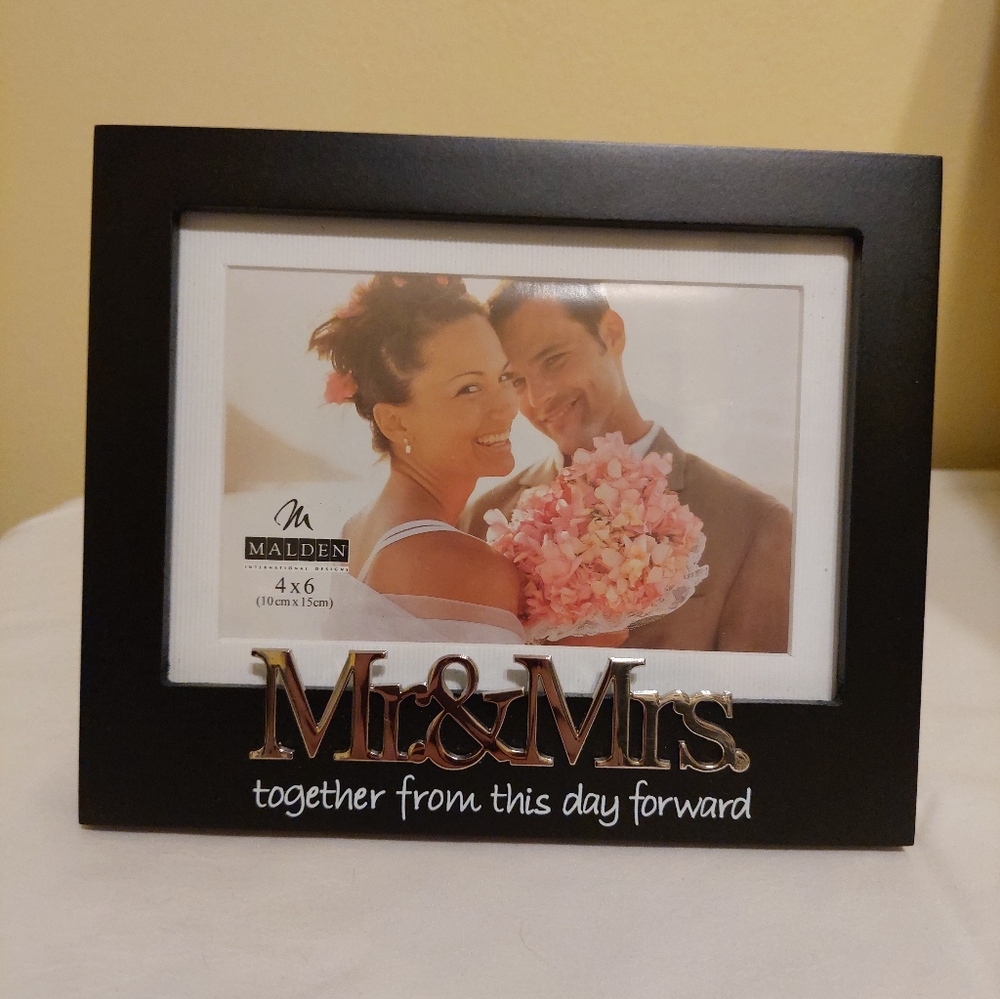 Malden Black Mr & Mrs Photo Frame